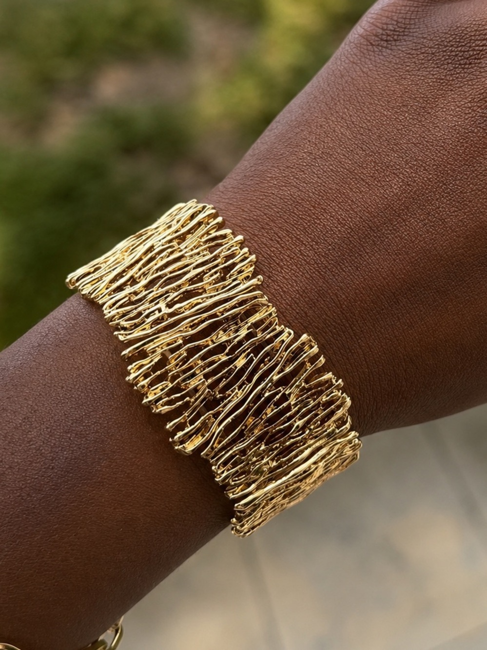 Textured Wide Cuff Style Stretch Bracelet